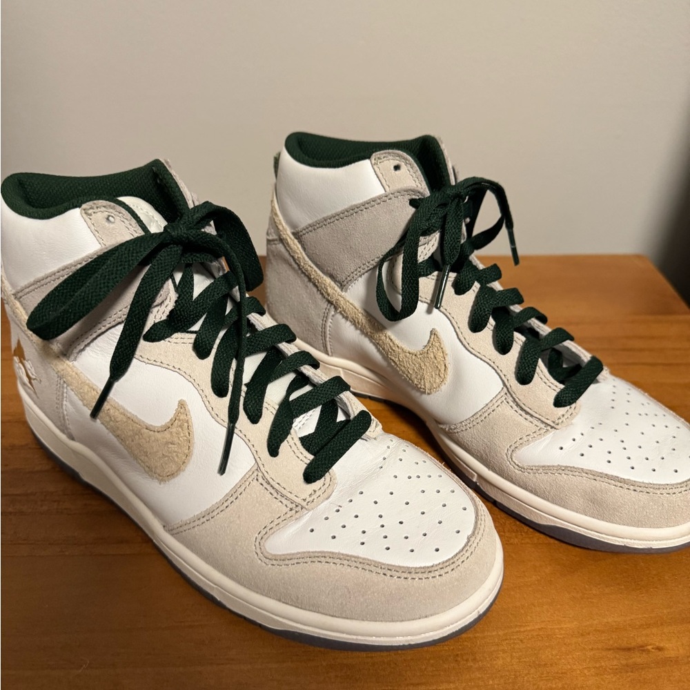 Nike High-Top Sneakers in White, Beige, and Green